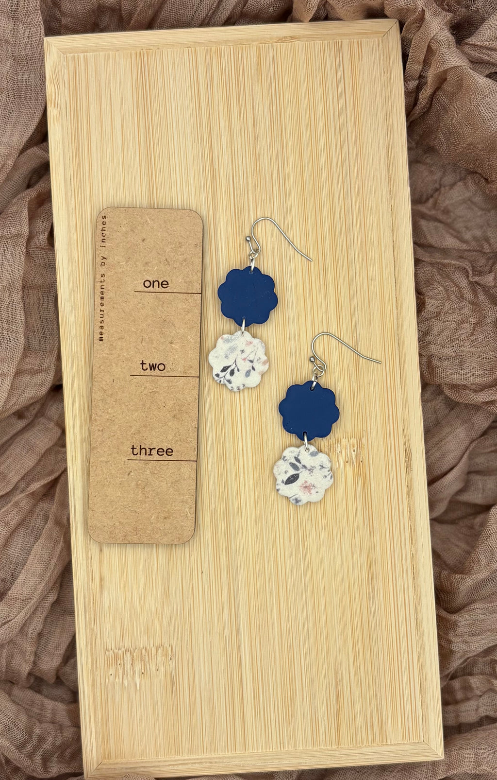 Scalloped Circles Earrings