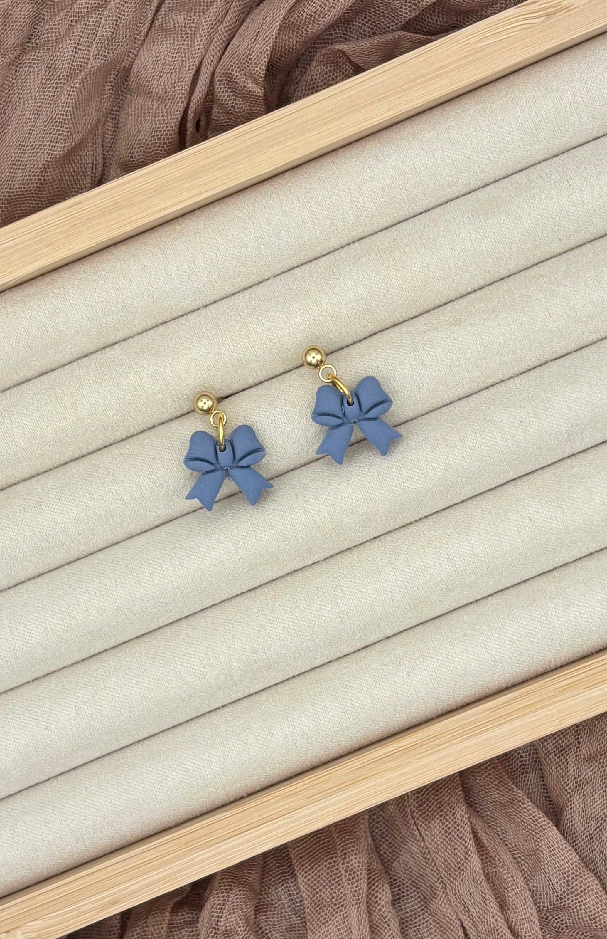 Classy Bows Earrings